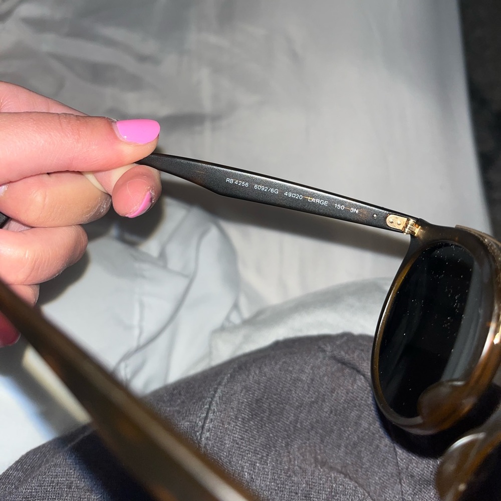 Raybans - Picture 3 of 4